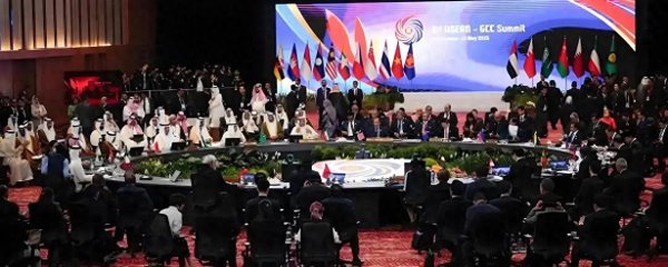 江西股票配资公司 中俄印深化合作: 中国为区域稳定注入新动力